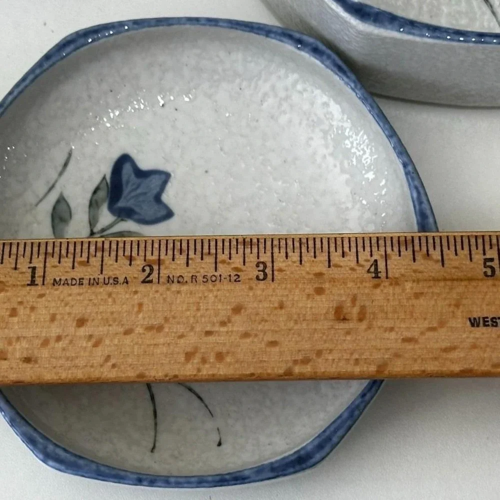 Vintage Blue White Speckled Ceramic Lot 5 Sauce Dishes Japanese Bellflower Set